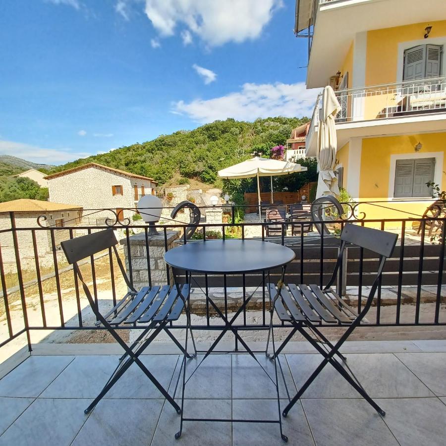 Μπουκαμβίλια - Bougainvillea Sivota Exterior foto
